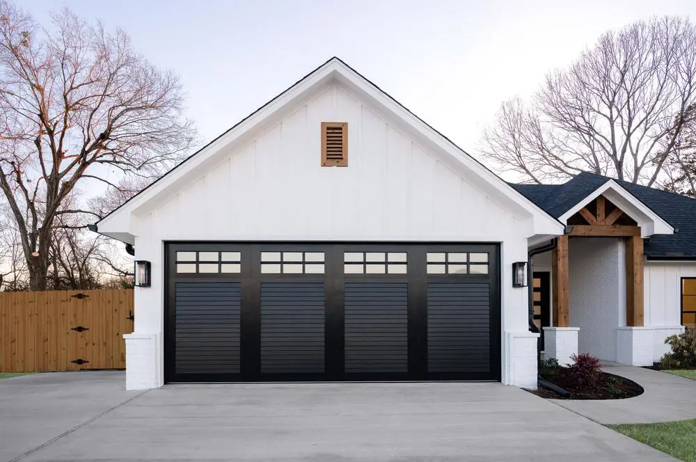 What Is The Best Type Of Garage Door To Install? 1 garage-door-trends-2023.webp